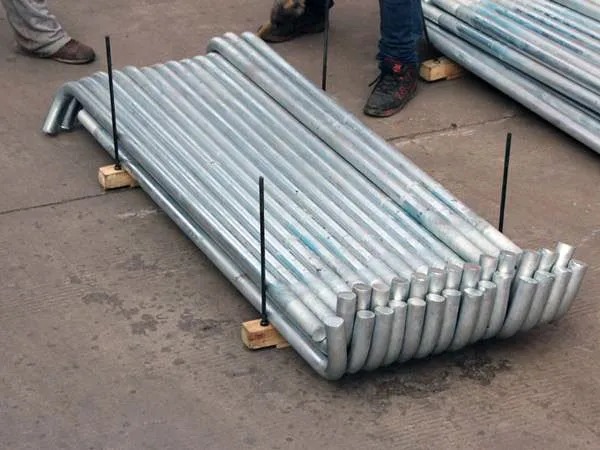 Diversos tipos de parafusos de ancoragem para fundação de concreto