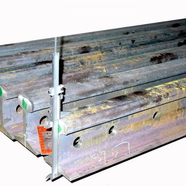 O trilho de aço pesado P38 refere-se a um tipo específico de trilho usado em sistemas ferroviários e de vias rolantes,